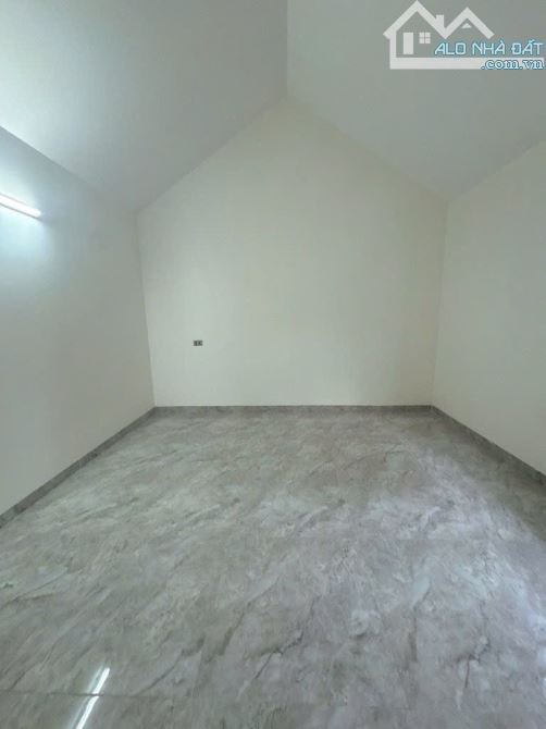 BÁN NHÀ MỚI NGỌC LÂM – TRUNG TÂM – DÂN XÂY – Ô TÔ – FULL NỘI THẤT – 73M2 CHỈ 28 TỶ - 6