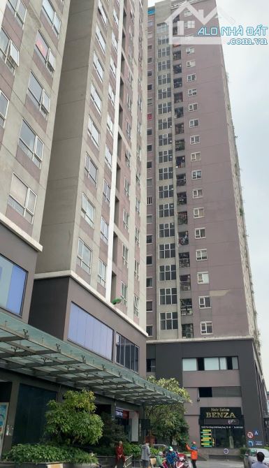 NGÃ TƯ SỞ 8 TỶ - chung cư 90m² 3PN 2WC – - Full nội thất – Khu an ninh cao – CHÍNH CHỦ