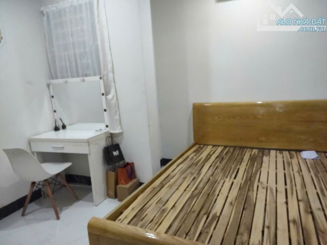 Cho thuê căn hộ cc 2 ngủ,50m²,đầy đủ đồ,ngõ rộng oto vào được Ngõ 165 Quan Nhân,Thanh Xuân