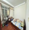 Võ Thị Sáu, cạnh hồ, nhà 5 tầng chắc chắn. Nhỉnh 9 tỷ