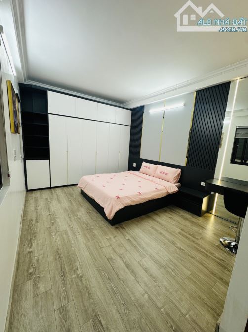 200TR/M2 CÓ NHÀ MỚI TINH NGÕ QUỲNH , 40M² , FULL NỘI THẤT Ở NGAY , NGÕ SH QUAY ĐẦU