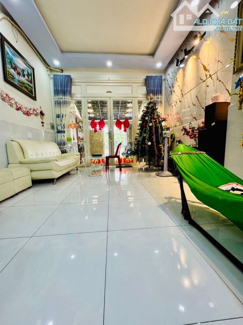 MẶT TIỀN PHẠM THẾ HIỂN Q8 – NHÀ MỚI Ở NGAY – 4 TẦNG 5PN Ô TÔ NGỦ NHÀ – 100M² – 8.1 TỶ — ảnh 2