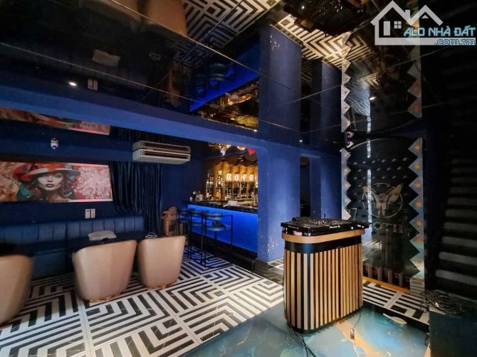 BÁN NHÀ TẬP THỂ TẦNG 1 MẶT PHỐ LÊ PHỤNG HIỂU – 81M - 16.9 TỶ