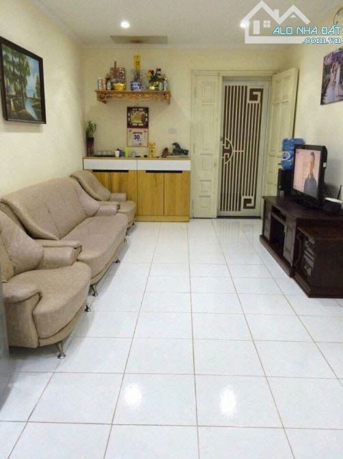 BÁN CĂN HỘ CHUNG CƯ CT13 VÕ CHÍ CÔNG- TÂY HỒ - DT: 65M, TẦNG TRÊN 10, GIÁ 5.9 TỶ.