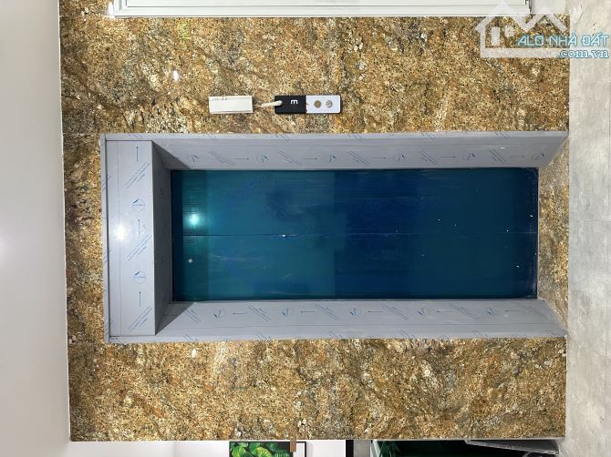 VIP NGÕ 91 NGUYỄN TRÍ THANH, PHÂN LÔ, VỈ HÈ, Ô TÔ, KINH DOANH 40m2 x 6 Tầng Thang Máy,