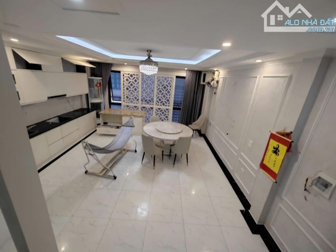 Bán nhà Phố Trần Bình, Mai Dịch,Cầu Giấy,ô tô đỗ cửa ,7 tầng ,thang máy,16.8 tỷ