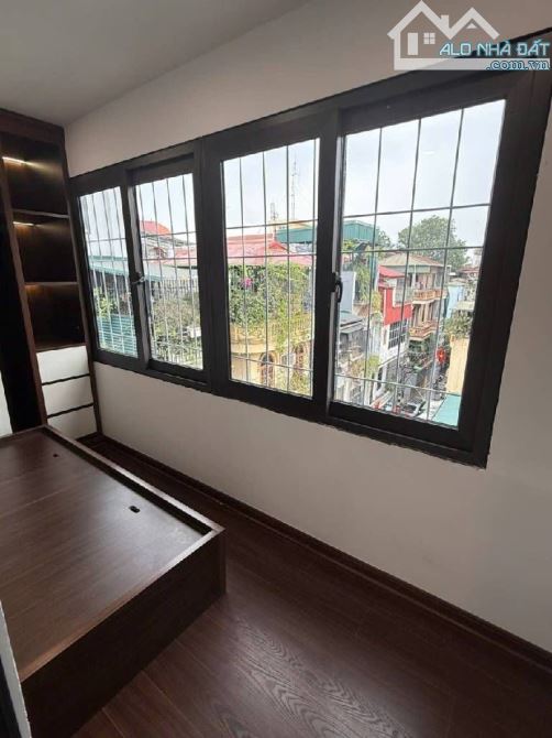 HÀNG HIẾM TT PHỐ CẢM HỘI DT54M,2 NGỦ-VỊ TRÍ ĐẮC ĐỊA 10 RA PHỐ CẢM HỘI GIÁ 3.68 TỶ