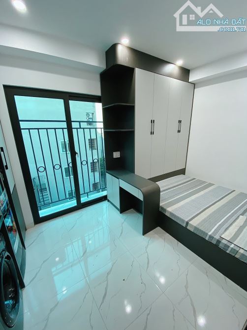 PHỐ TRƯƠNG ĐỊNH - 1 NHÀ RA PHỐ - 2 THOÁNG TRƯỚC SAU - 7 TẦNG THANG MÁY - 16 PHÒNG FULL ĐỒ