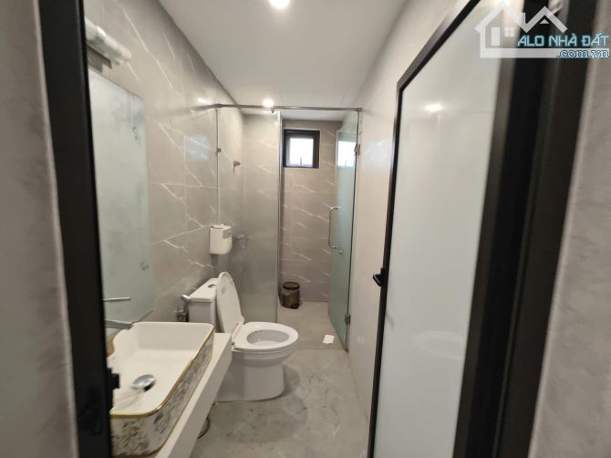 Bán nhà Phố Trần Bình, Mai Dịch,Cầu Giấy,ô tô đỗ cửa ,7 tầng ,thang máy,16.8 tỷ