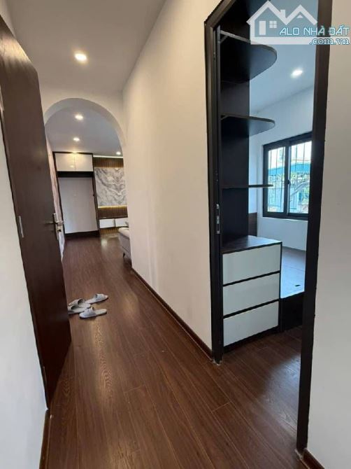 HÀNG HIẾM TT PHỐ CẢM HỘI DT54M,2 NGỦ-VỊ TRÍ ĐẮC ĐỊA 10 RA PHỐ CẢM HỘI GIÁ 3.68 TỶ