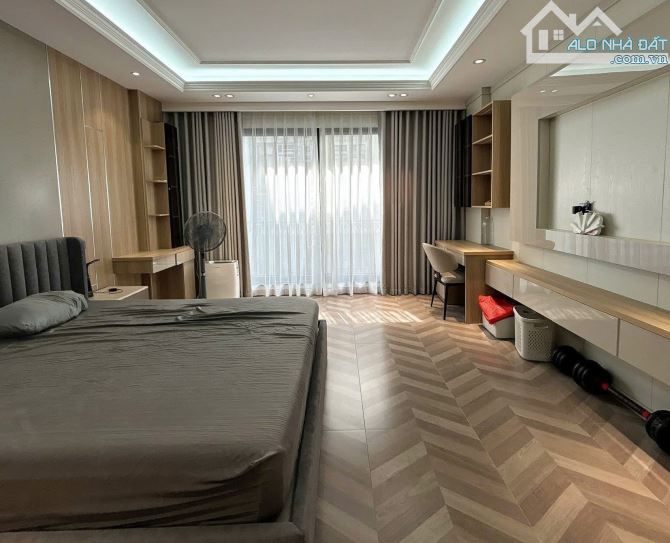 ĐÓN ĐƯỜNG VÀNH ĐAI 2.5, PHÂN LÔ Ô TÔ TRÁNH, 6T THANG MÁY, 48m2, Khương Trung, Thanh Xuân