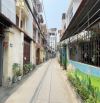 Bán đất tặng nhà phố Ngô gia tự Long biên