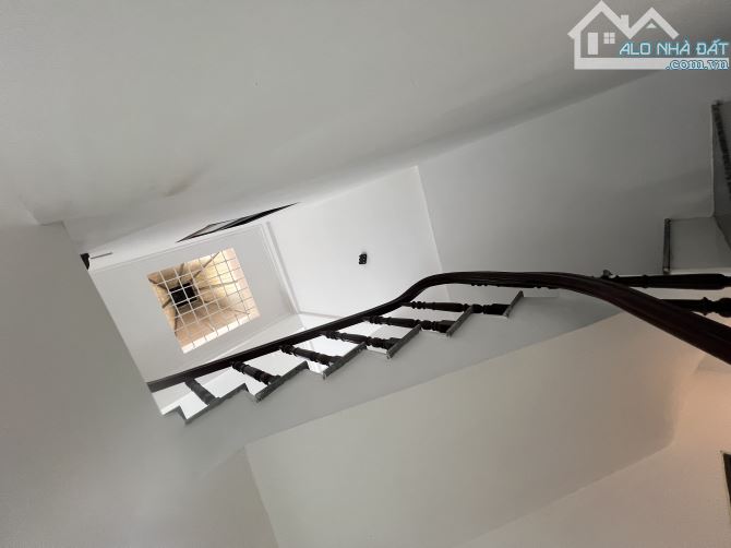 Trường Chinh, Đống Đa - 34m2 x 4T, 4PN , ngõ thông , nhà mới sổ chính chủ - 9,8 tỷ