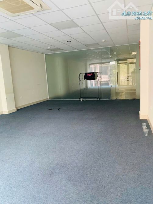 ĐỐNG ĐA - GIÁP BA ĐÌNH - TÒA VĂN PHÒNG MĂT PHỐ 160M2 - 9 TẦNG MỚI - KHAI THÁC 2,5 TỶ/NĂM