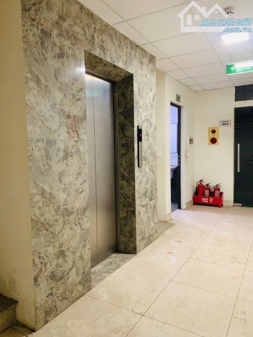 ĐỐNG ĐA - GIÁP BA ĐÌNH - TÒA VĂN PHÒNG MĂT PHỐ 160M2 - 9 TẦNG MỚI - KHAI THÁC 2,5 TỶ/NĂM