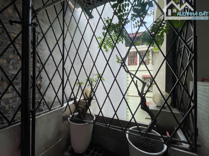 PHỐ VIP THÁI HÀ 60m2-OTO ĐÕ CỬA-GIÁ 16 TỶ CÓ TL