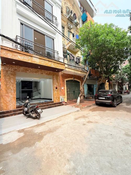 💎 SIÊU PHẨM MAI DỊCH - CẦU GIẤY - DT 64m2 6 TẦNG THANG MÁY - VỈA HÈ Ô TÔ TRÁNH - 2x TỶ