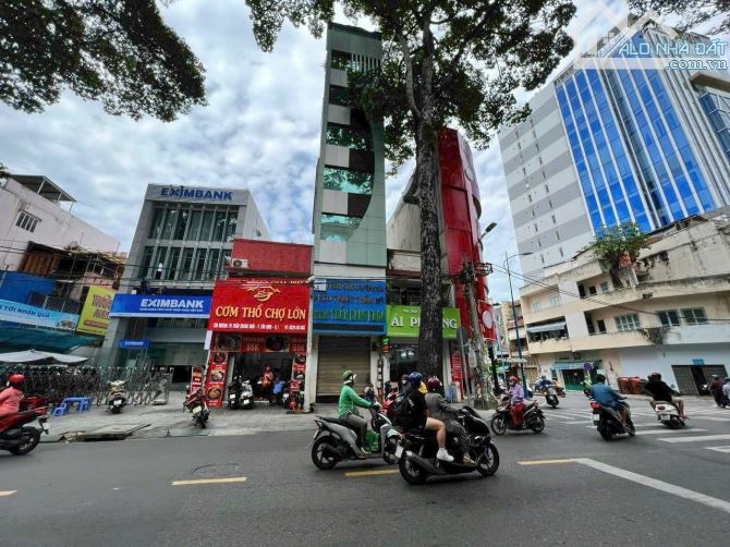SIÊU PHẨM TÒA NHÀ 7 TẦNG THANG MÁY HIỆN ĐẠI MẶT TIỀN TRẦN QUANG KHẢI,P.TÂN ĐỊNH-GIÁ:33TỶ