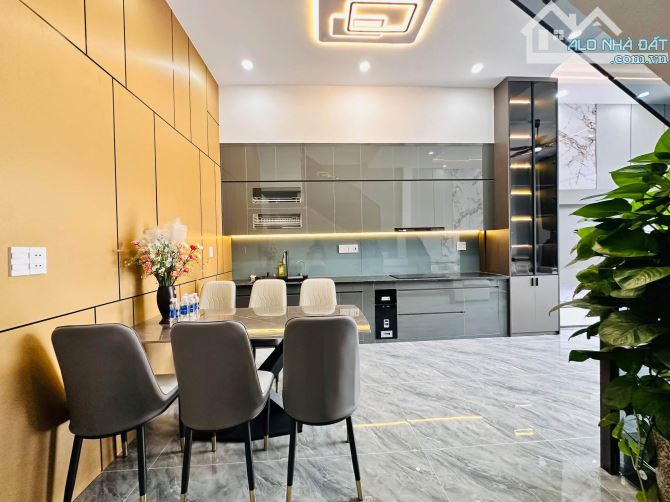 Nhà phú hoà - tdm : 1 trệt 1 lầu 3 p ngủ, full nội thất 5