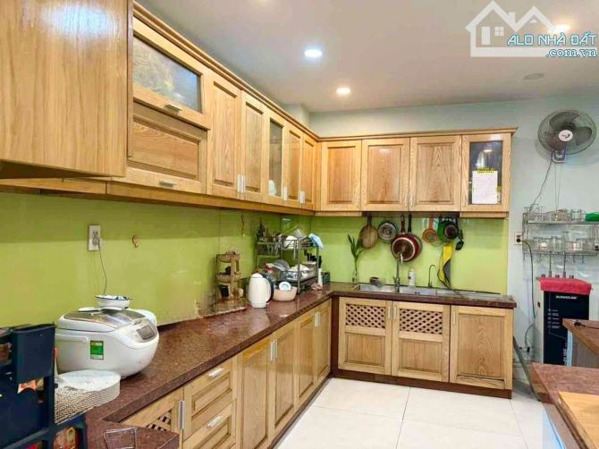 CÁCH CHỢ THỊ NGHÈ 5P - BÁN NHÀ NGANG KHỦNG 6M TẠI PHAN VĂN HÂN, BÌNH THẠNH GIÁ CHỈ 4,69TỶ! 4