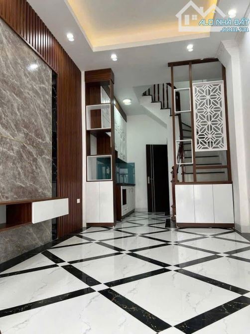 CHÍNH CHỦ CHO THUÊ NHÀ PHÚ DIỄN 4PN FULL NỘI THẤT SỊN 12tr 2