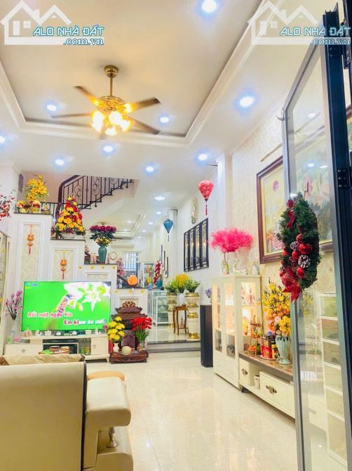 CẦN THANH KHOẢN GIẢM SỐC 1 TỶ NHÀ PHỐ HIỆP BÌNH PHƯỚC – THỦ ĐỨC – GẦN VẠN PHÚC CITY