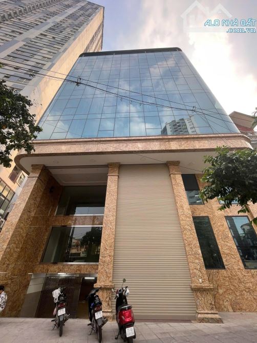 Cho thuê nhà mặt phố Xuân La - Tây Hồ - mặt tiền: 10m 2