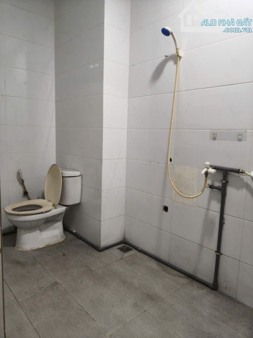 🔥 CHO THUÊ NHÀ MẶT TIỀN PHẠM THẾ HIỂN, QUẬN 8 – GẦN CẦU MẬT, GIÁ CHỈ 12 TRIỆU/THÁNG! 🔥 3