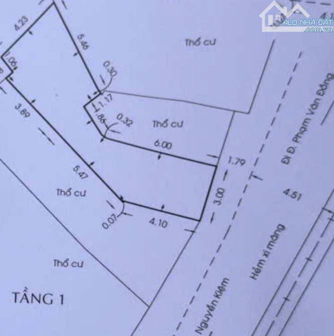 Nhà gần Tân Sơn Nhất hẻm 4,5M mà sổ quá xấu, 42m2, 3 PN, 4 cái toai lét, chỉ còn 1,66 tỷ 5