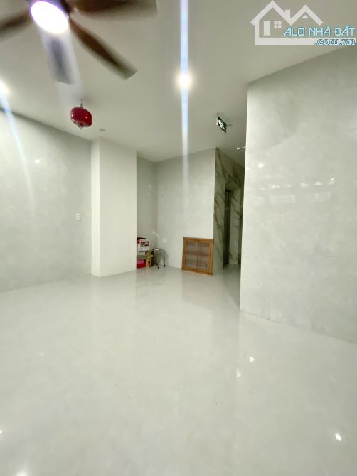 🔥 CẦN BÁN TÒA CĂN HỘ NGAY TRUNG TÂM HẢI CHÂU - ĐƯỜNG TRƯỚC NHÀ CHUẨN 4M - HIẾM CÓ 5