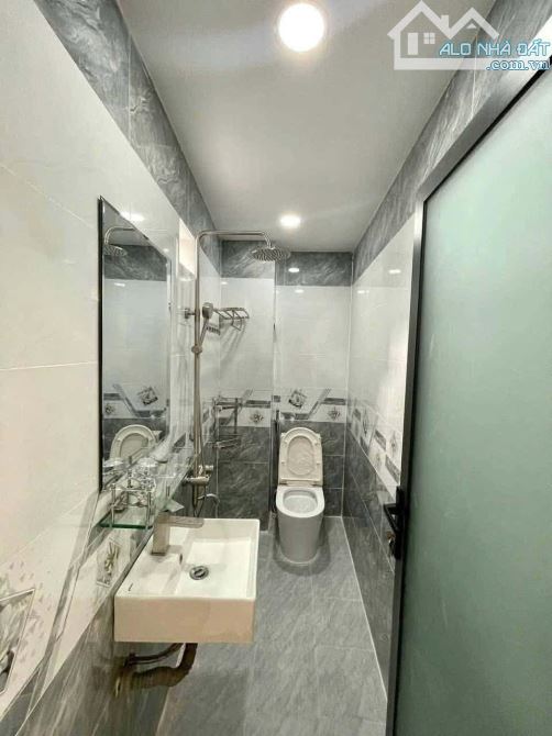 Nhà mới,thang máy- 6 phòng – hẻm 687 đường Lê Đức Anh, Bình Tân - 7