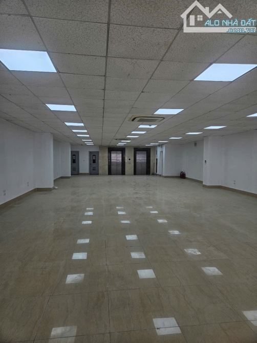 Cho Thuê Văn Phòng -Mặt Phố Huế -Hoàn Kiếm -ĐT 250m2/Sàn-3,4,5 MT 9m 2