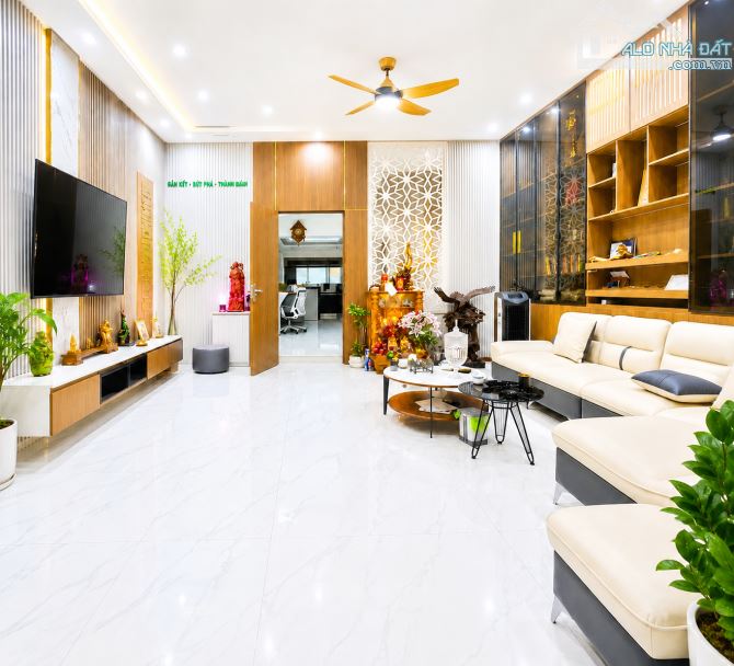 TUYÊN BỐ KHÔNG CÓ CĂN THỨ 2 – MẶT PHỐ HẢI CHÂU – NHÀ MỚI Ở NGAY – KHU CỰC VIP – XÍU 7 TỶ 2