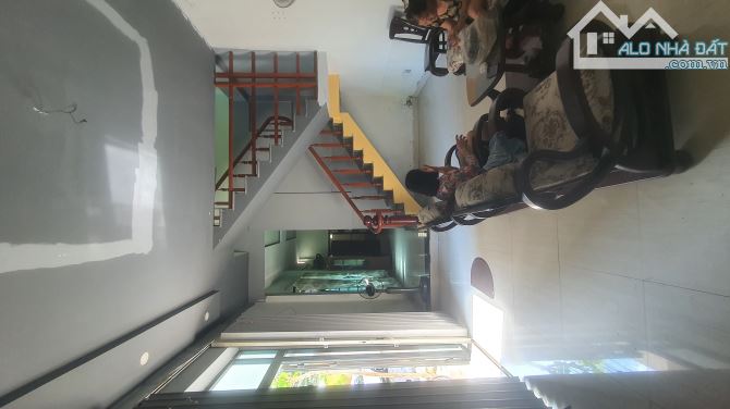 BÁN NHÀ 2 TẦNG LÔ GÓC NGUYỄN ĐỔNG CHI 150M² ,ĐÀ NẴNG,GIÁ 7,8 TY 3