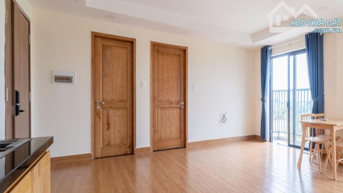 Chỉ từ 9 tr - Căn hộ 2 phòng ban công gần 60m2 - Thang máy - Ngã tư Nguyễn Xí, cầu Đỏ - 2