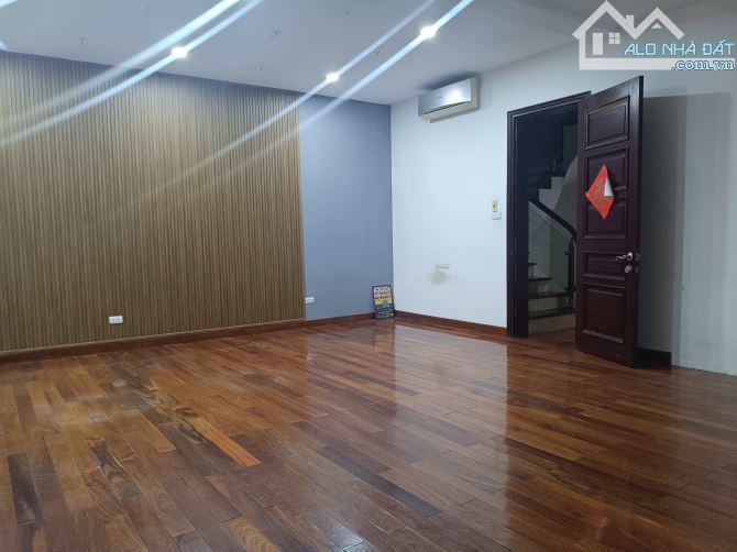 Cho thuê biệt thự kđt Mỹ Đình 200m² 4 tầng giá chỉ 30 triệu/tháng - 1