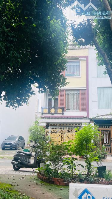 NGUYÊN CĂN - VIEW CÔNG VIÊN Nguyễn Thượng Hiền 5x20m 3 tầng 4pn nội thất cơ bản 27tr