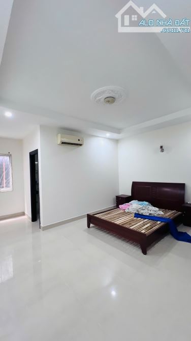 NGUYÊN CĂN - VIEW CÔNG VIÊN Nguyễn Thượng Hiền 5x20m 3 tầng 4pn nội thất cơ bản 27tr - 1