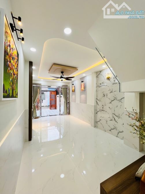 🏡 **NHÀ BÌNH ĐÔNG Q8 – 86M² – 3 TẦNG – 7 PHÒNG NGỦ – NHỈNH 6 TỶ – SHR HOÀN CÔNG ĐỦ** 4