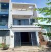 Cho thuê nhà 3 tầng, 3PN, 4x14 =56m2 đất,sàn 140m2,hẻm xe hơi to,đường số 3 Long Bình, quậ