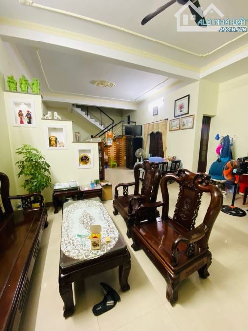 🔥🔥🔥 Bán lô góc 3 mặt tiền đương kinh doanh Tố Hữu, Vị trí kim cương, giá rẻ🏡 2