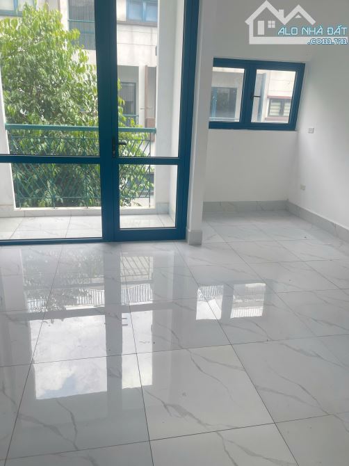 🔥 HÀ ĐÔNG – 90M² × 5 TẦNG + 1 TUM – 4 PHÒNG – SHOPHOUSE GALAXY TỐ HỮU 2