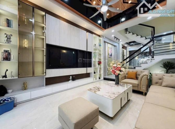 CHỐT NHANH CĂN NHÀ NGAY NGUYỄN BIỂU - QUẬN 5 - GẦN ĐH SÀI GÒN - GIÁ: 3,75 TỶ/71,5M2 - 1