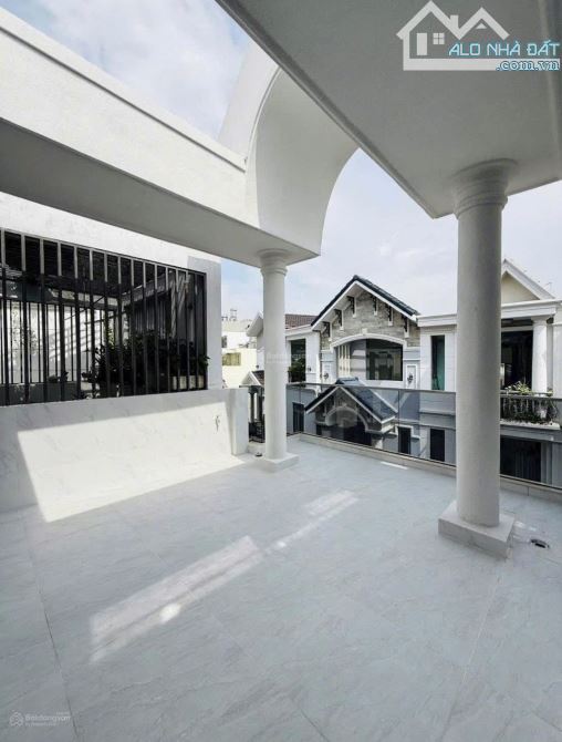 CHỐT NHANH CĂN NHÀ NGAY NGUYỄN BIỂU - QUẬN 5 - GẦN ĐH SÀI GÒN - GIÁ: 3,75 TỶ/71,5M2 - 6