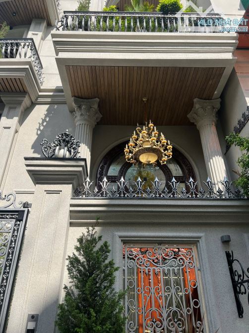Giảm 3 Tỷ - Bán Biệt Thự Đường Thoại Ngọc Hầu - Gần UBND Tân Phú - 6x18.3m - BTCT 5 Tầng 4