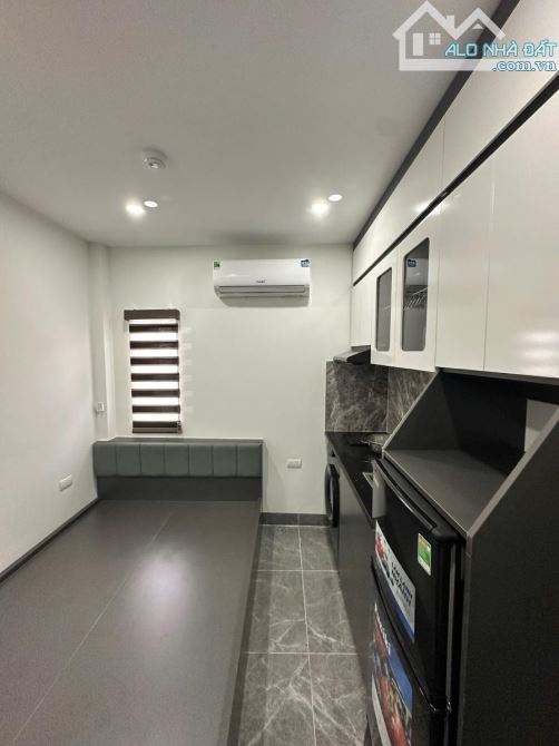 Bán toà CCMN Kim Mã, Ba Đình, 60m² x 7T, lô góc, 19 phòng KK full đồ, dòng tiền 90tr/th - 5