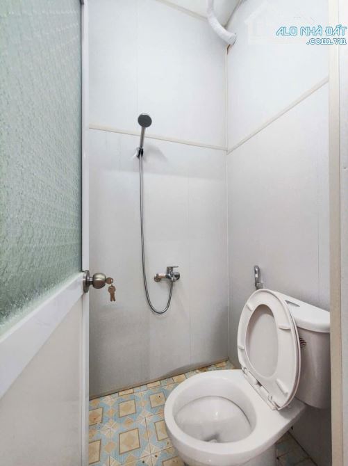 CHO THUÊ NHÀ Ô TÔ TRÁNH NÚI TRÚC - BA ĐÌNH - MT 4.6M - 4 TẦNG - 18 TR/THÁNG - 6