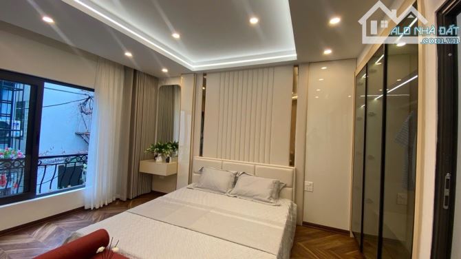 Cho Thuê Nhà Nguyên Căn -Phố Hoàng Mai -Quận Hoàng Mai -DT -45 m2-4 TẦNG -4 Ngủ 3