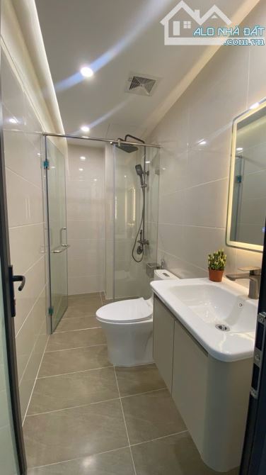 Cho Thuê Nhà Nguyên Căn -Phố Hoàng Mai -Quận Hoàng Mai -DT -45 m2-4 TẦNG -4 Ngủ 4