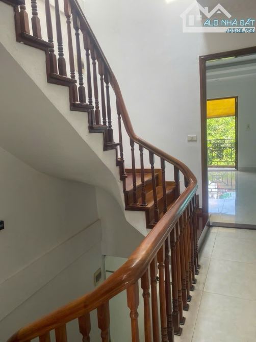 Cho thuê LK Louis City Đại Mỗ 100m2 5 tầng hoàn thiện đẹp 25 tr/tháng - 2